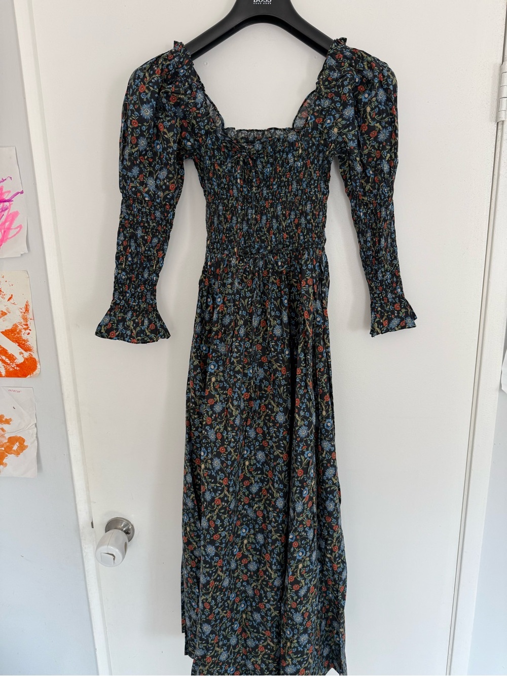 Doen Bijou Smocked Floral Maxi Dress in Noir Prairie De Montagne